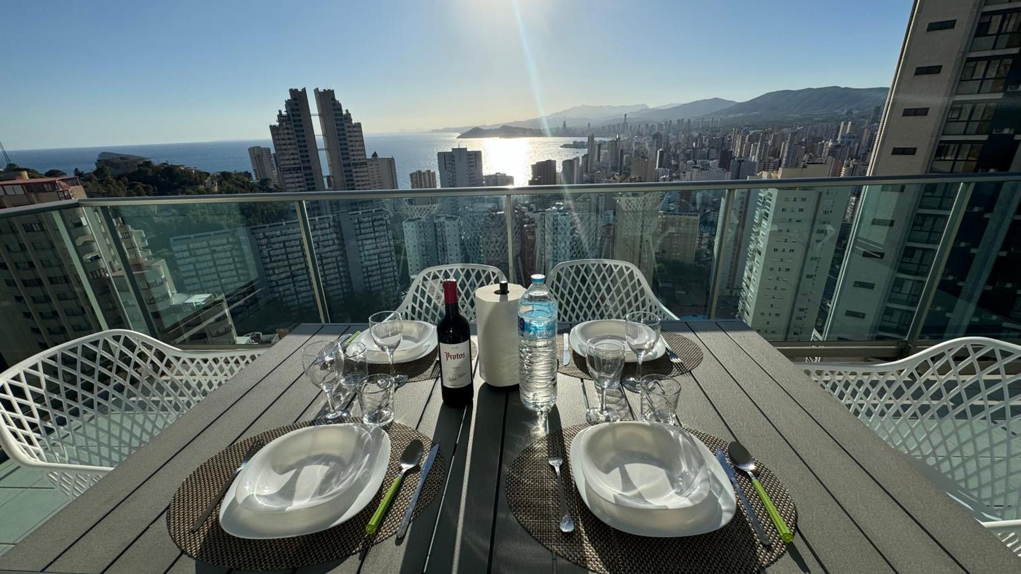 Highrise Apartment With Stunning Views From Private Balcony 85 Benidorm Ngoại thất bức ảnh